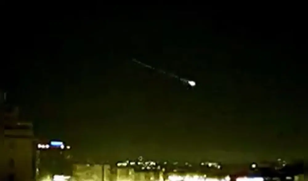 La bola de fuego fue captada desde la estación de detección de la Universidad Complutense, en Madrid. Foto: Captura video Twitter José Maria Madiedo