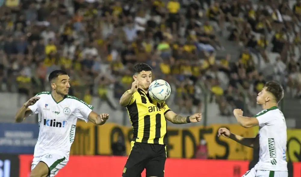 Peñarol venció 1-0 a Plaza Colonia. Foto: ESPN. Peñarol venció 1-0 a Plaza Colonia. Foto: ESPN.