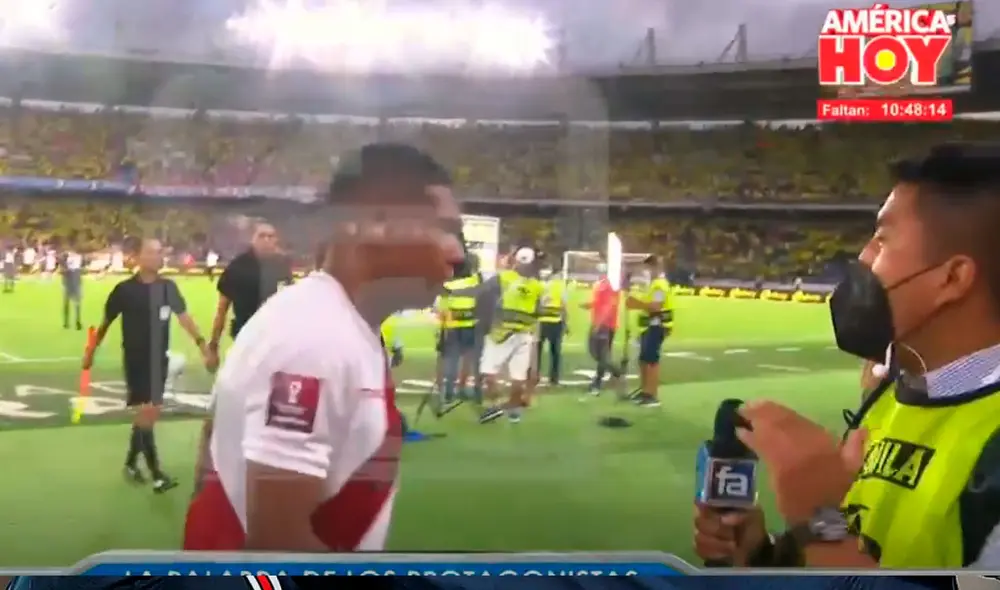 Edison Flores evindeció su molesta tras el triunfo de Perú ante Colombia. Foto: captura/Fútbol en América Edison Flores evindeció su molesta tras el triunfo de Perú ante Colombia. Foto: captura/Fútbol en América