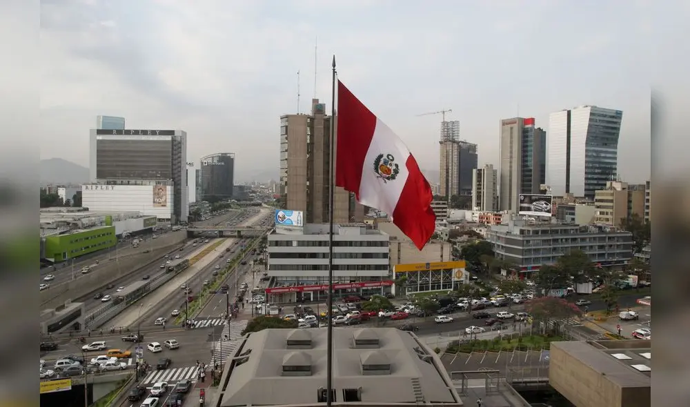 Para 2022 se espera que el crecimiento de América Latina se desacelere a 2,4%, una rebaja de nuestro pronóstico de octubre de 3%. Foto: Andina Para 2022 se espera que el crecimiento de América Latina se desacelere a 2,4%, una rebaja de nuestro pronóstico de octubre de 3%. Foto: Andina