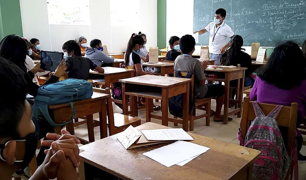 La Contraloría de la República evaluará las condiciones en las que se encuentran los salones. Foto. La República