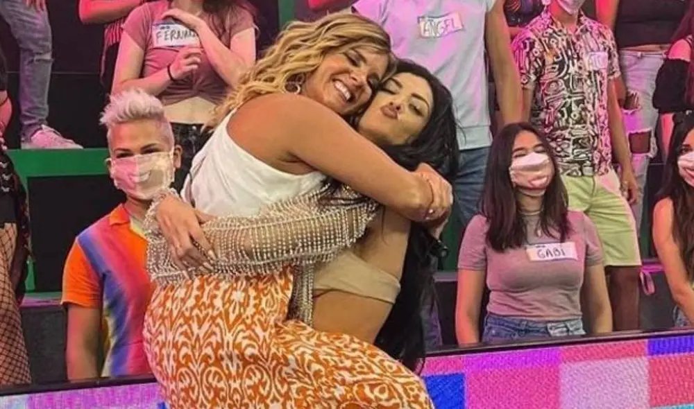 Michelle Soifer y Johanna San Miguel protagonizaron emotivo encuentro. Foto: América TV Michelle Soifer y Johanna San Miguel protagonizaron emotivo encuentro. Foto: América TV