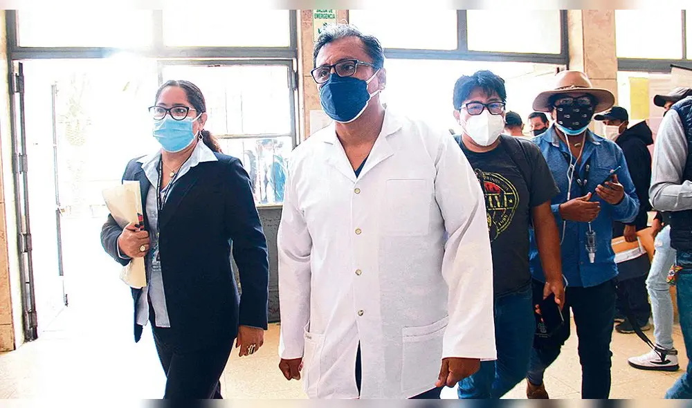 En la mira. Trabajadores del Hospital Covid-19 acusan al director del nosocomio de abusos. Piden su cambio. Foto: Archivo/La República