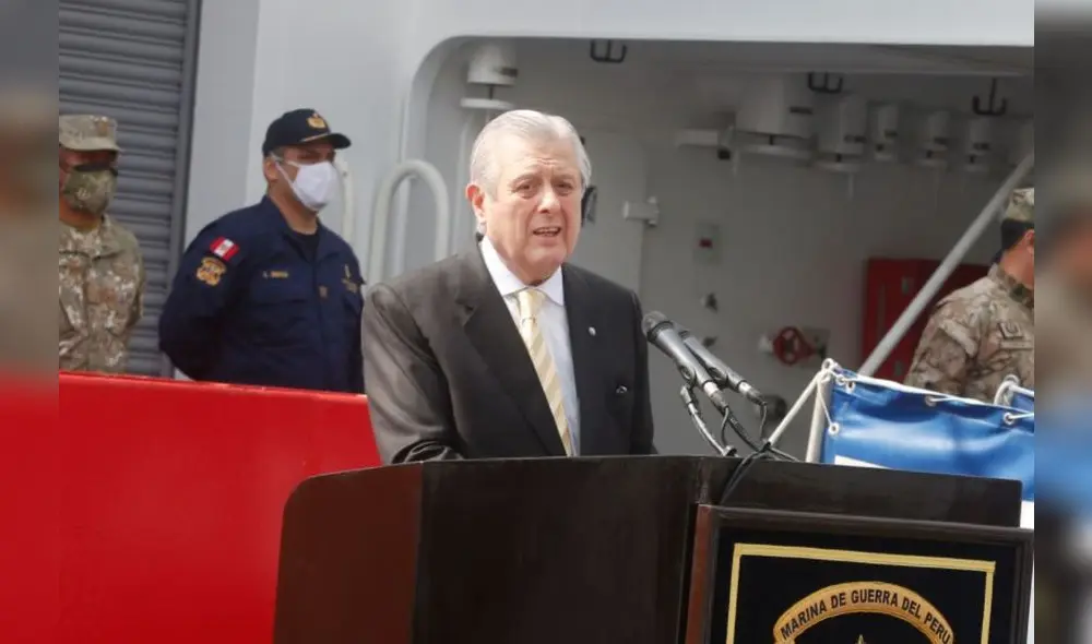 Óscar Maúrtua fue citado para intervenir en la sesión plenaria hoy. Foto: Carlos Contreras Merino / La República