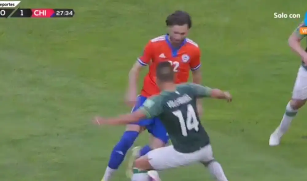 Chile vs. Bolivia juegan en el Hernando Siles de La Paz por las Eliminatorias Qatar 2022. Foto: captura Movistar Deportes