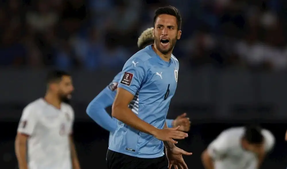 Con gol de Bentancur, Uruguay vence 3-0 a Venezuela. Foto: EFE.