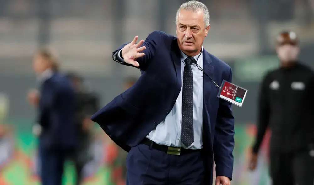 Gustavo Alfaro podría clasificar a su primer Mundial. Foto: EFE