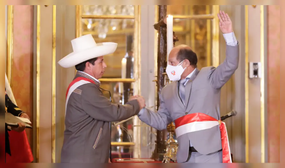 Valer Pinto juró como primer ministro el último 1 de febrero. Foto: Presidencia Valer Pinto juró como primer ministro el último 1 de febrero. Foto: Presidencia