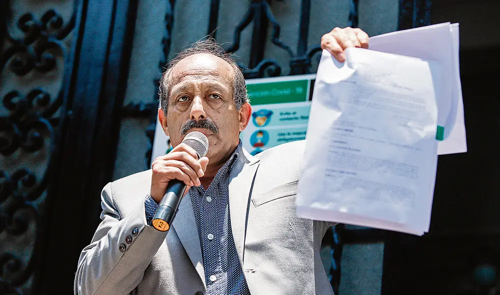 El dato. Una bala de plata en sí misma es un objeto violento y es el símil que utilizó Héctor Valer en su afán de politizar las denuncias de violencia familiar en su contra. Foto: PCM El dato. Una bala de plata en sí misma es un objeto violento y es el símil que utilizó Héctor Valer en su afán de politizar las denuncias de violencia familiar en su contra. Foto: PCM