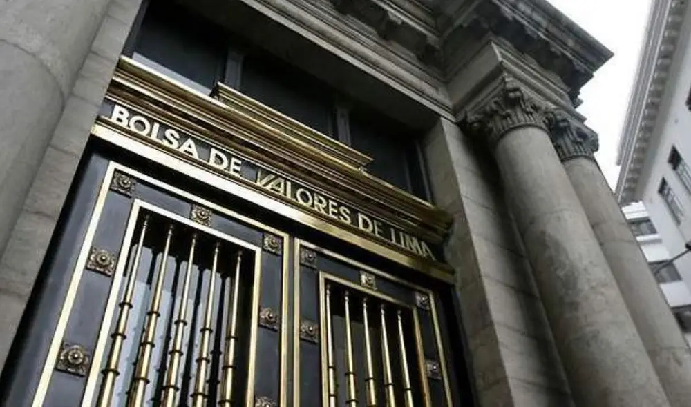 El sector construcción lidera las ganancias con un avance de 0,32%. Foto: Andina.