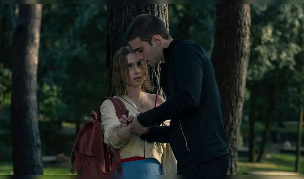 Escena de A través de mi ventana. Foto: Netflix.