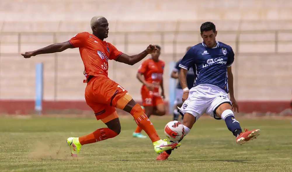 El primer partido de la Liga 1 2022 se juega en el estadio Carlos Olivares de Guadalupe. Foto: UCV El primer partido de la Liga 1 2022 se juega en el estadio Carlos Olivares de Guadalupe. Foto: UCV