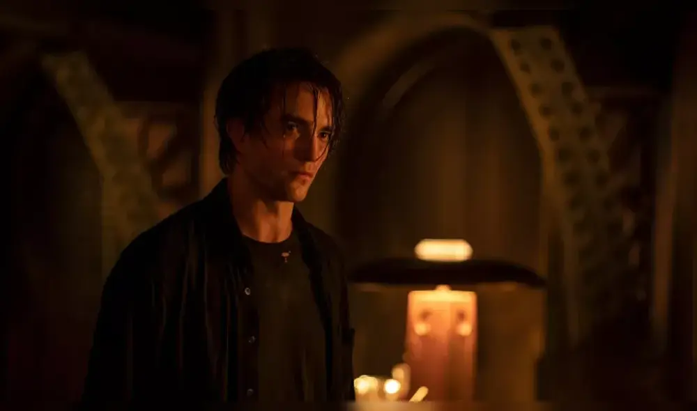 Robert Pattinson como Bruce Wayne y Batman. Foto: Warner Bros. Pictures Robert Pattinson como Bruce Wayne y Batman. Foto: Warner Bros. Pictures