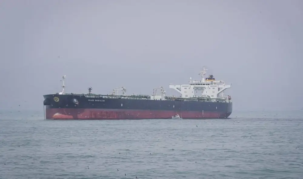 En los terminales Multiboyas N° 1 y 3 de Refinería La Pampilla. Foto: Andina. En los terminales Multiboyas N° 1 y 3 de Refinería La Pampilla. Foto: Andina.