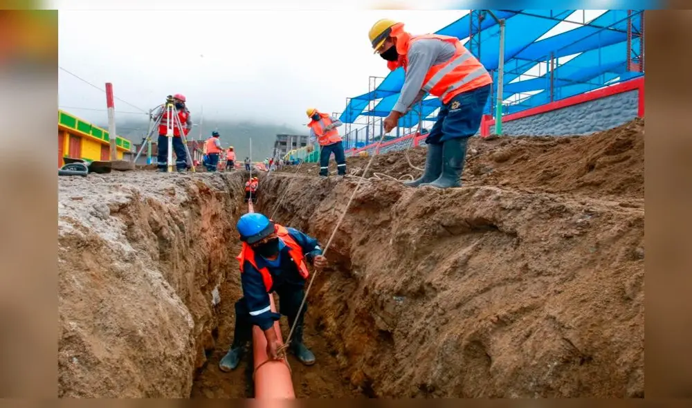 ARCC financia obras de saneamiento afectadas por el fenómeno de El Niño Costero. Foto: Andina. ARCC financia obras de saneamiento afectadas por el fenómeno de El Niño Costero. Foto: Andina.