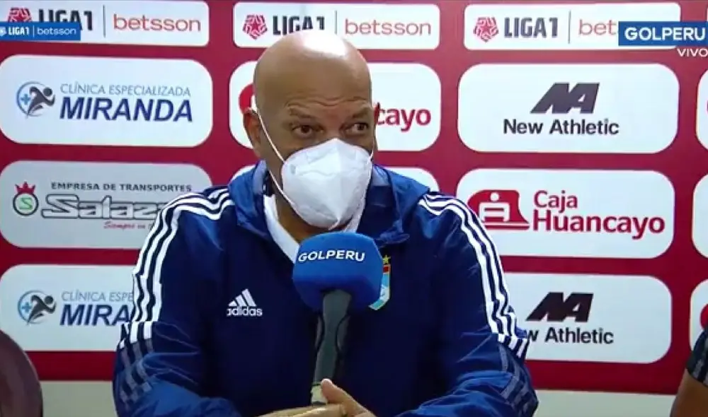Roberto Mosquera busca su tercer título como entrenador con Sporting Cristal. Foto: captura GolPerú. Roberto Mosquera busca su tercer título como entrenador con Sporting Cristal. Foto: captura GolPerú.