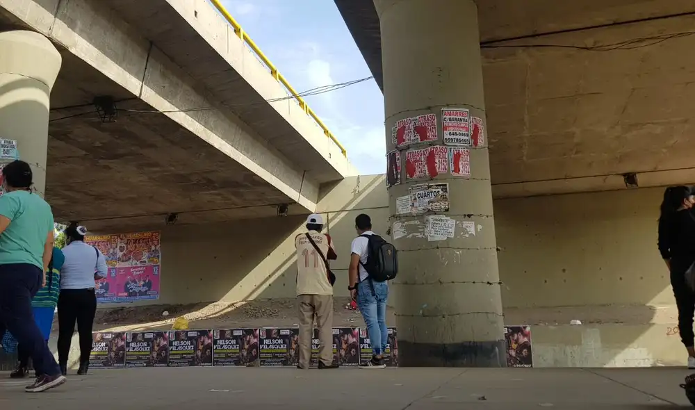 Conductor en aparente estado de ebriedad fue trasladado a la clínica Jesús del Norte. Foto: Omar Coca/URPI-LR Conductor en aparente estado de ebriedad fue trasladado a la clínica Jesús del Norte. Foto: Omar Coca/URPI-LR