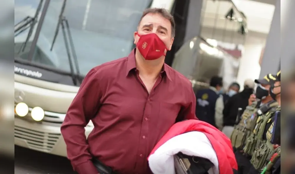 Néstor Lorenzo dirigió con triunfo su primer partido en la UNSA. Foto: Club Melgar Néstor Lorenzo dirigió con triunfo su primer partido en la UNSA. Foto: Club Melgar