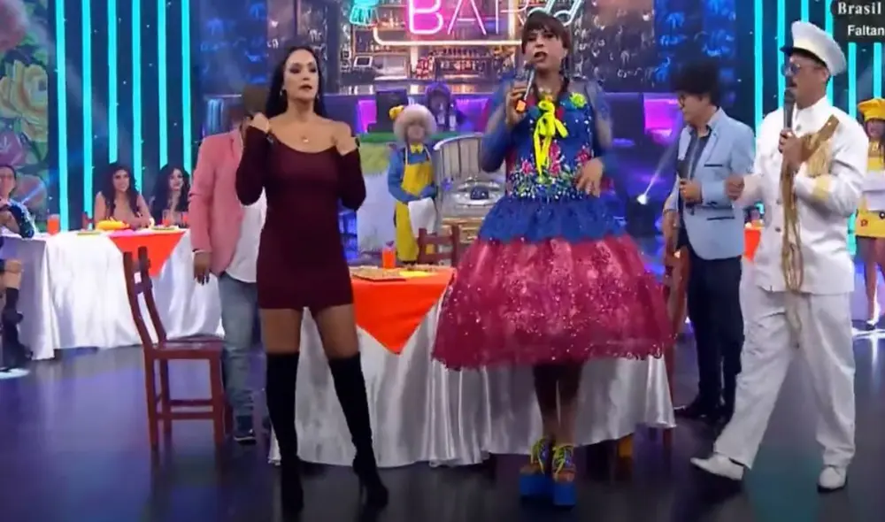 Mariella Zanetti sorprende a sus seguidores al aparecer en promoción de El reventonazo de la Chola. Foto: captura/América TV Mariella Zanetti sorprende a sus seguidores al aparecer en promoción de El reventonazo de la Chola. Foto: captura/América TV