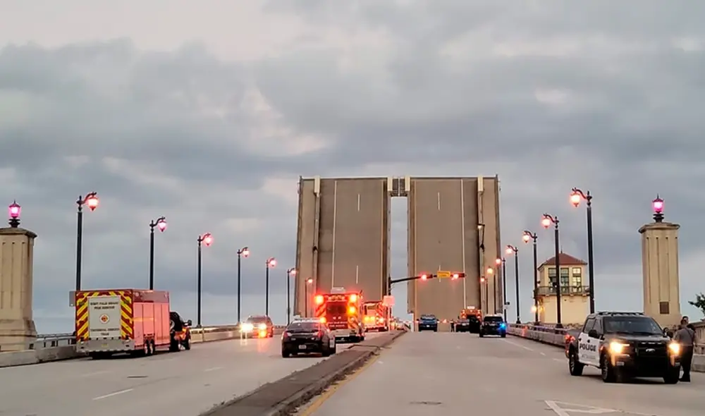 Puente Royal Park de Florida, donde ocurrió el accidente. Foto: Departamento de Policía de West Palm Beach Puente Royal Park de Florida, donde ocurrió el accidente. Foto: Departamento de Policía de West Palm Beach