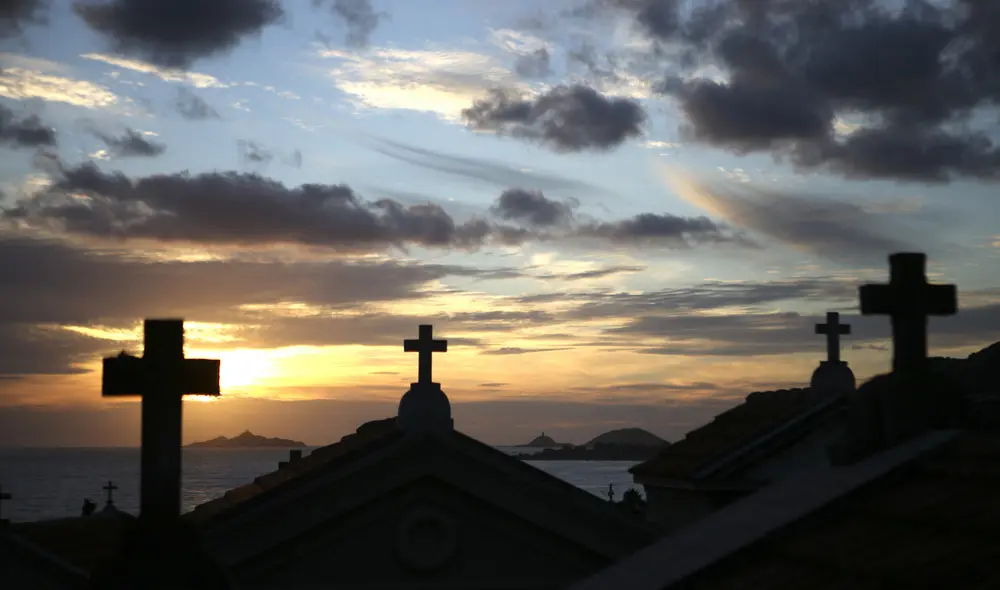 Soñar con un familiar muerto tiene diferentes significados, entre los que se encuentra la necesidad de recibir amor o cariño. Foto: AFP