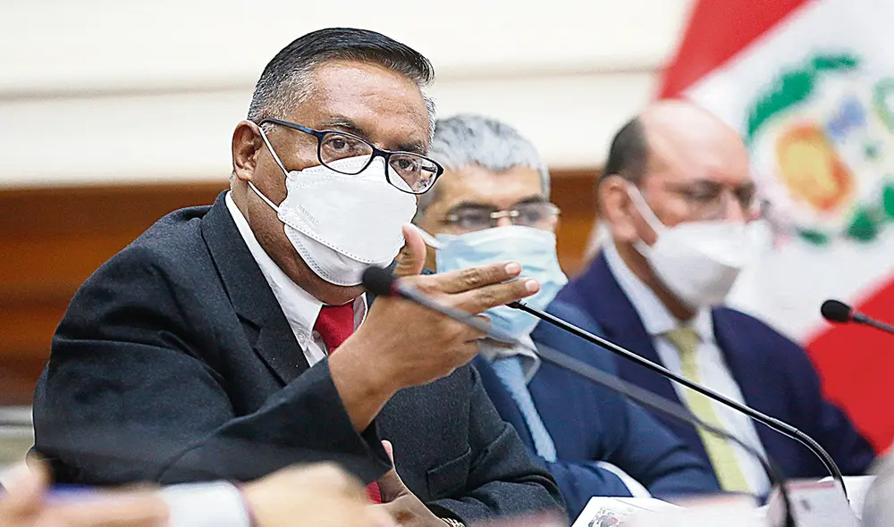 Reacción. Al presentarse como ministro de Salud, Hernán Condori buscó minimizar críticas. Foto: PCM