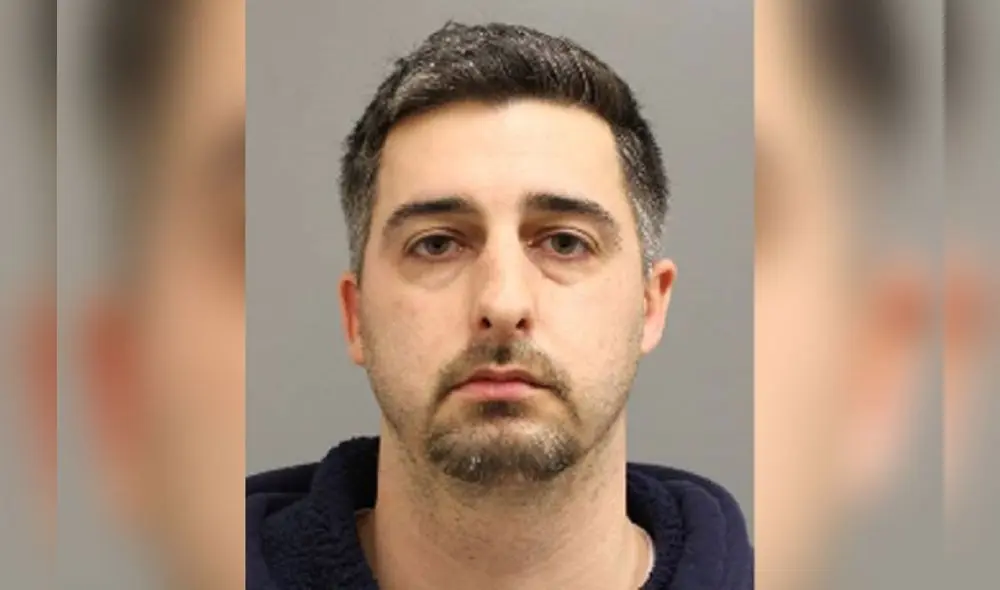 Olivari tomó el teléfono celular de la mujer y obtuvo su número antes de dejarla ir. Foto: Departamento de Policía del Condado de Suffolk