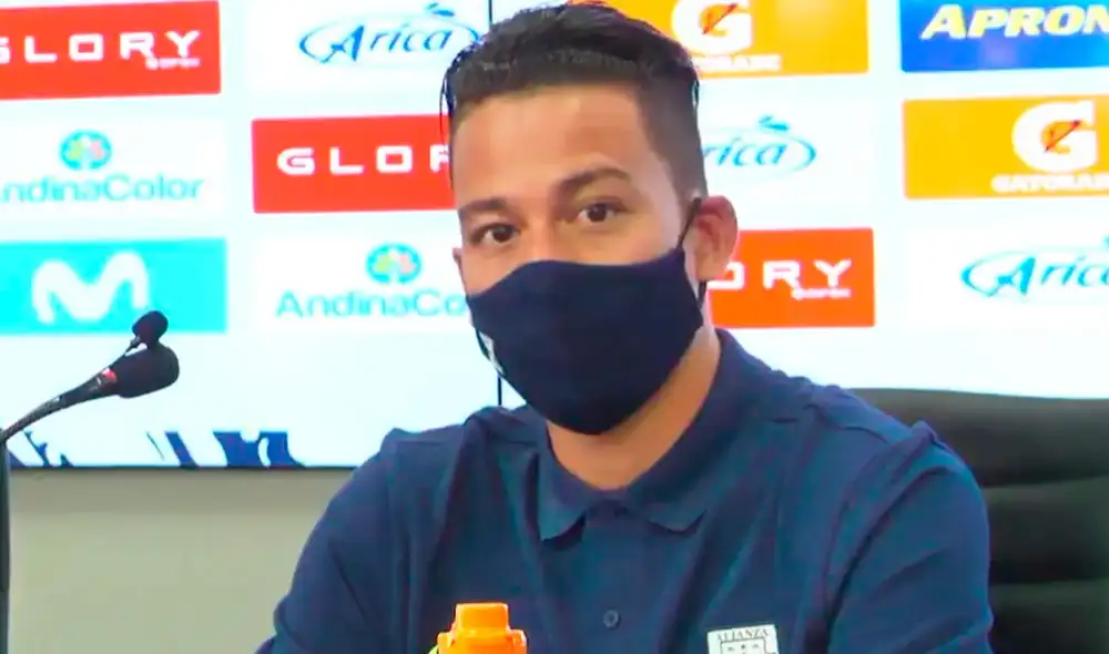 Cristian Benavente brindó su primera conferencia de prensa como jugador aliancista. Foto: Alianza Lima