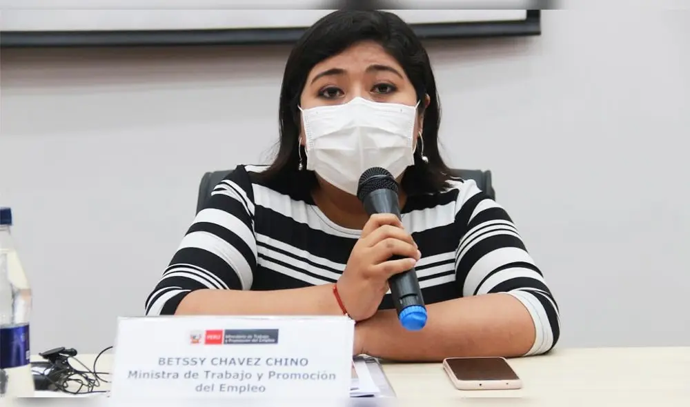 Chávez llegó a la ciudad de Arequipa para firmar convenios con diferentes alcaldes locales. Foto: Zintia Fernández/LR