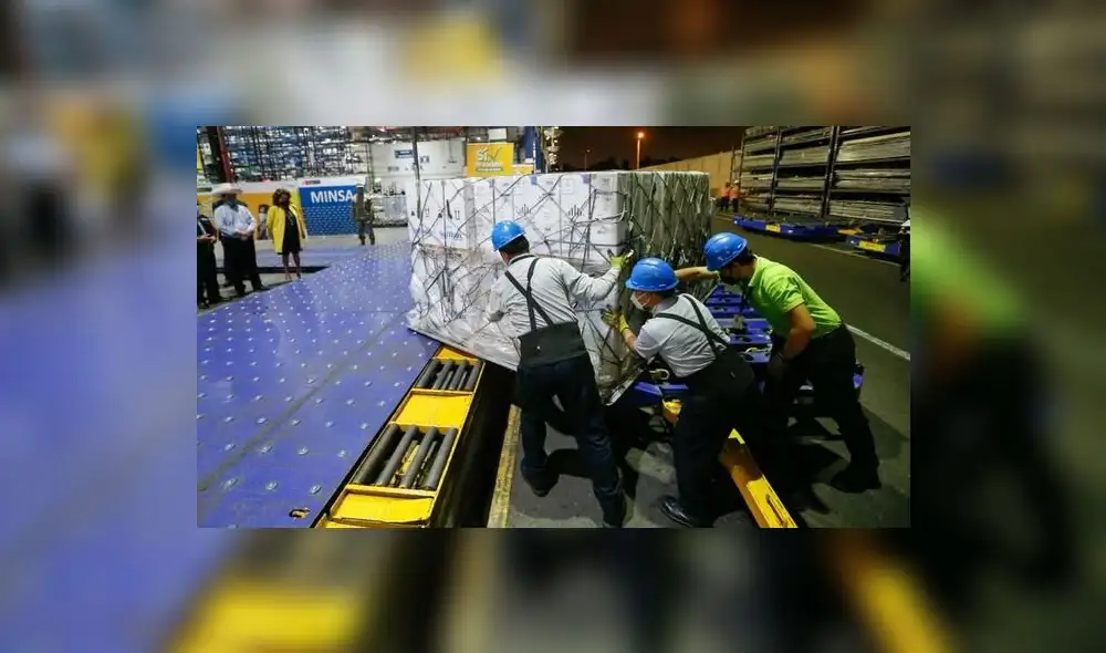 Vacunación a niños inició el lunes 24 de enero. Foto: Minsa