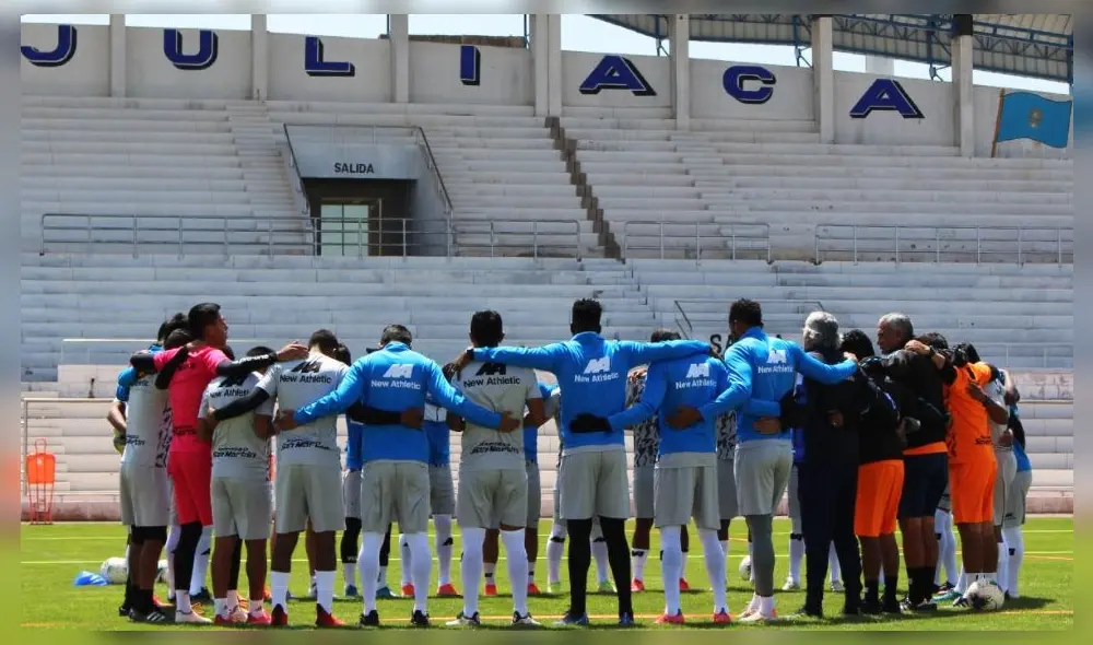 Binacional en el estadio Guillermo Briceño de Juliaca Foto: Club Binacional