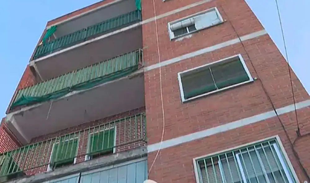 Desde que el hijo se mudó al edificio, ubicado en la calle de Palafox, nunca pagó el alquiler de la vivienda. Foto: Telemadrid