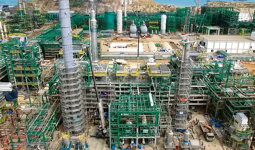 Refinería de Talara. En dos meses Petroperú pondrá en marcha el megaproyecto. Foto: Andina Refinería de Talara. En dos meses Petroperú pondrá en marcha el megaproyecto. Foto: Andina