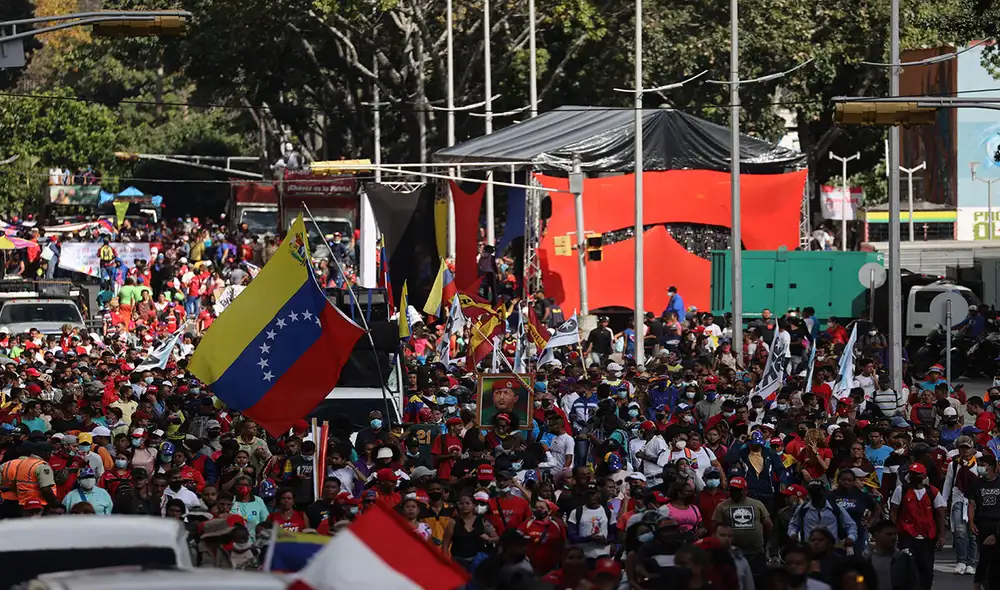 El dólar BCV ya está disponible, un día después de que el chavismo marchara en Caracas. Foto: EFE