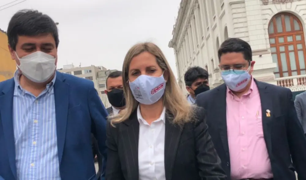 De acuerdo con la ANP, la actitud de María del Carmen Alva "expresa su desprecio al periodismo y a quienes lo ejercen". Foto: La República