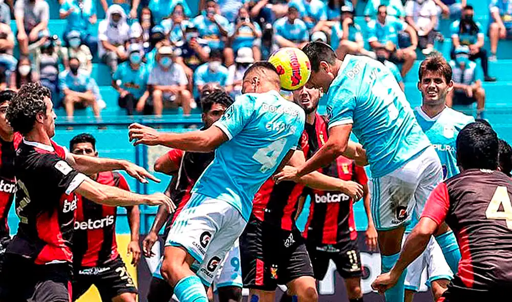 Sporting Cristal y Melgar empataron 2-2 en el Estadio Alberto Gallardo. Foto: Twitter Liga 1 Sporting Cristal y Melgar empataron 2-2 en el Estadio Alberto Gallardo. Foto: Twitter Liga 1