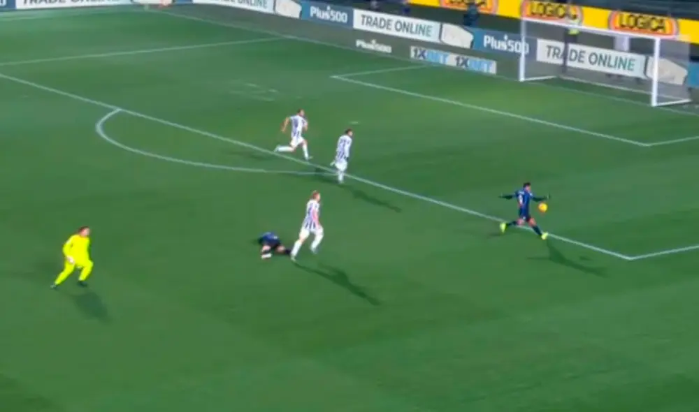 Luis Muriel tuvo en sus pies el 1-0 del Atalanta ante la Juventus por la Serie A. Foto: captura ESPN
