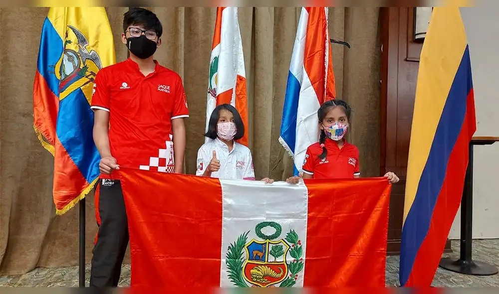 Piero Cabrera Quispe, Adamariz Machacca Mina y Ghaydaa Mandujano Alagón destacaron por su participación. Foto: Academia Jaque Matheus