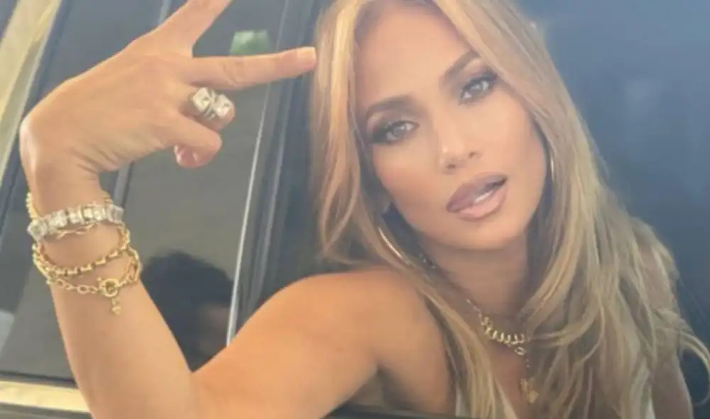 Jennifer Lopez y Ben Affleck se lucieron juntos en el Super Bowl 2022. Foto: difusión