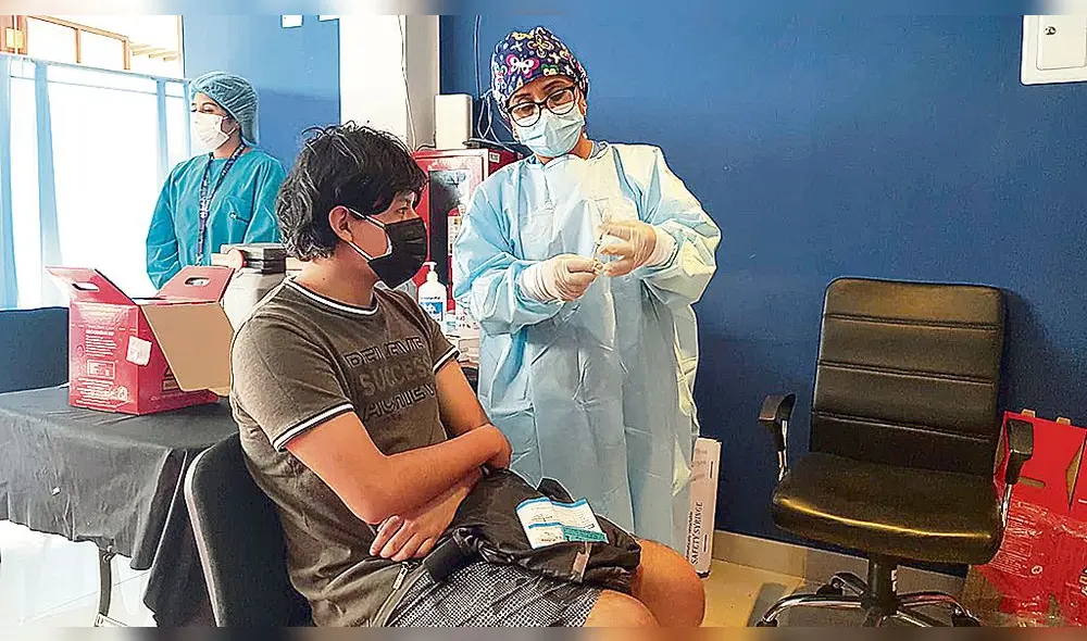 Reducida. Asistencia a vacunatorios disminuyó las últimas semanas en Arequipa. Foto: URPI/Wilder Pari