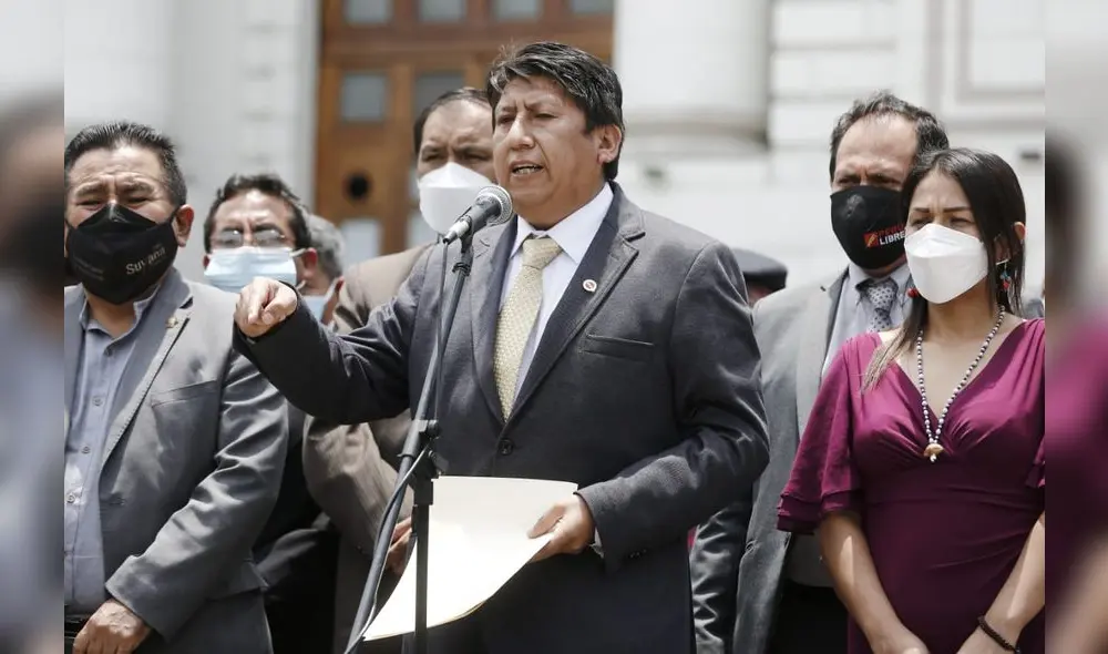 Cerrón comentó que Perú Libre presentará una moción de censura contra María del Carmen Alva. Foto: La República