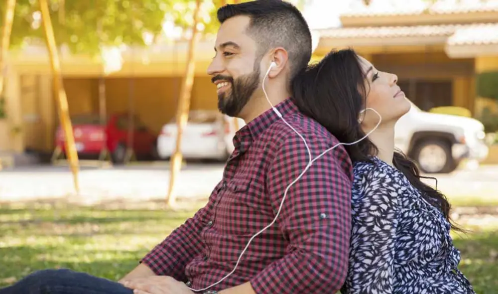 Con la siguiente lista de canciones románticas podrás expresarle todo tu amor a tu pareja en San Valentín. Foto: Imágenes de amor