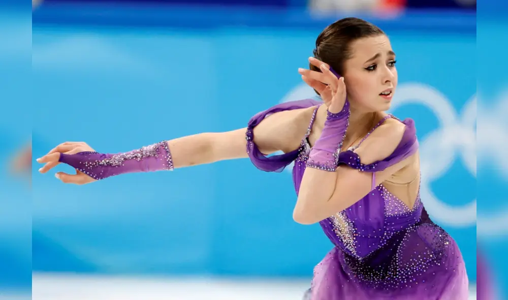 Kamila Valieva deslumbró en su presentación en el programa corto. Foto: EFE Kamila Valieva deslumbró en su presentación en el programa corto. Foto: EFE