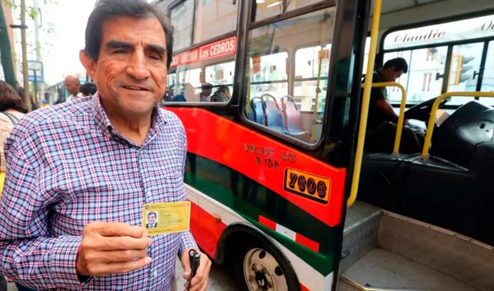 El carnet amarillo brinda pase gratuito al transporte público para las personas con discapacidad severa. Foto: Mimp