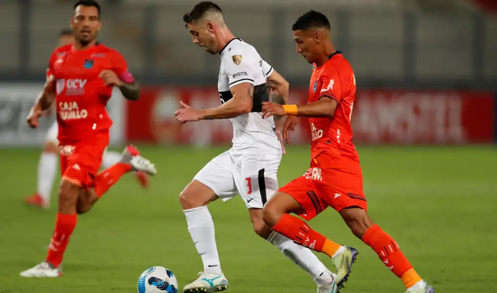 César Vallejo tiene que ganar por 2 o más goles para eliminar a Olimpia. Foto: EFE César Vallejo tiene que ganar por 2 o más goles para eliminar a Olimpia. Foto: EFE