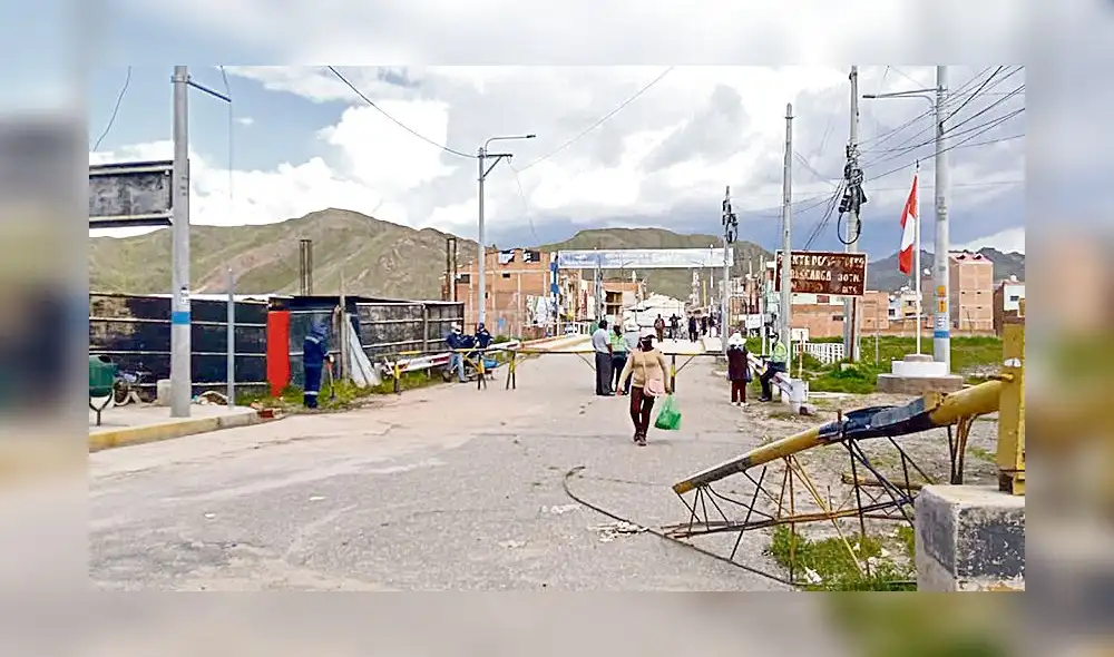 Reapertura. Puente Internacional en Desaguadero fue reabierto en la región Puno. Foto: La República