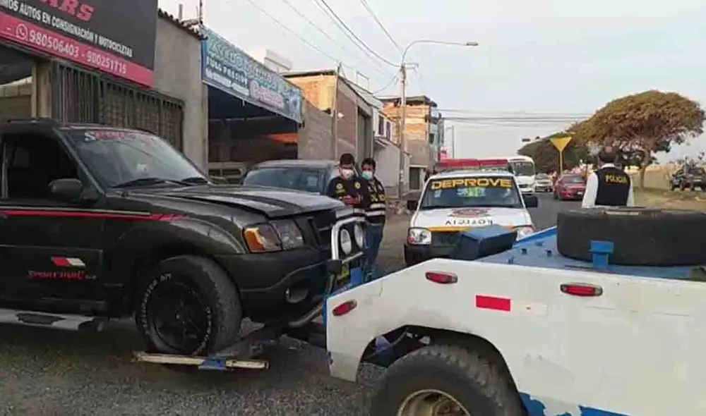 Dueños dijeron desconocer cómo ingresaron los vehículos al país. Foto: Cortesía Radio Uno Dueños dijeron desconocer cómo ingresaron los vehículos al país. Foto: Cortesía Radio Uno