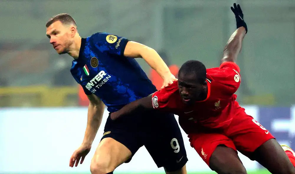 Inter y Liverpool igualan 0-0 por la ida de los octavos de final de la Champions League 2021-22. Foto: EFE