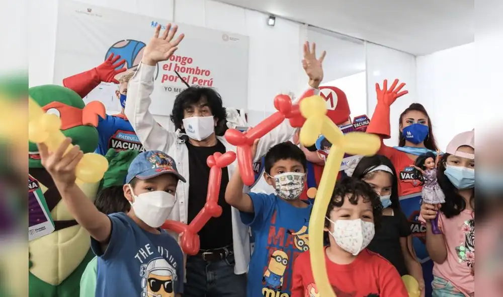 Artista César Aedo colabora en campaña de sensibilización contra la COVID-19. Foto: Andina Artista César Aedo colabora en campaña de sensibilización contra la COVID-19. Foto: Andina