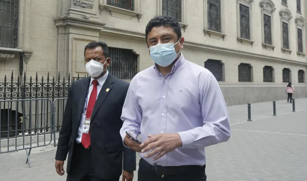 El congresista Guillermo Bermejo cuestionó el tratamiento de la justicia respecto a Pedro Castillo. Foto: difusión